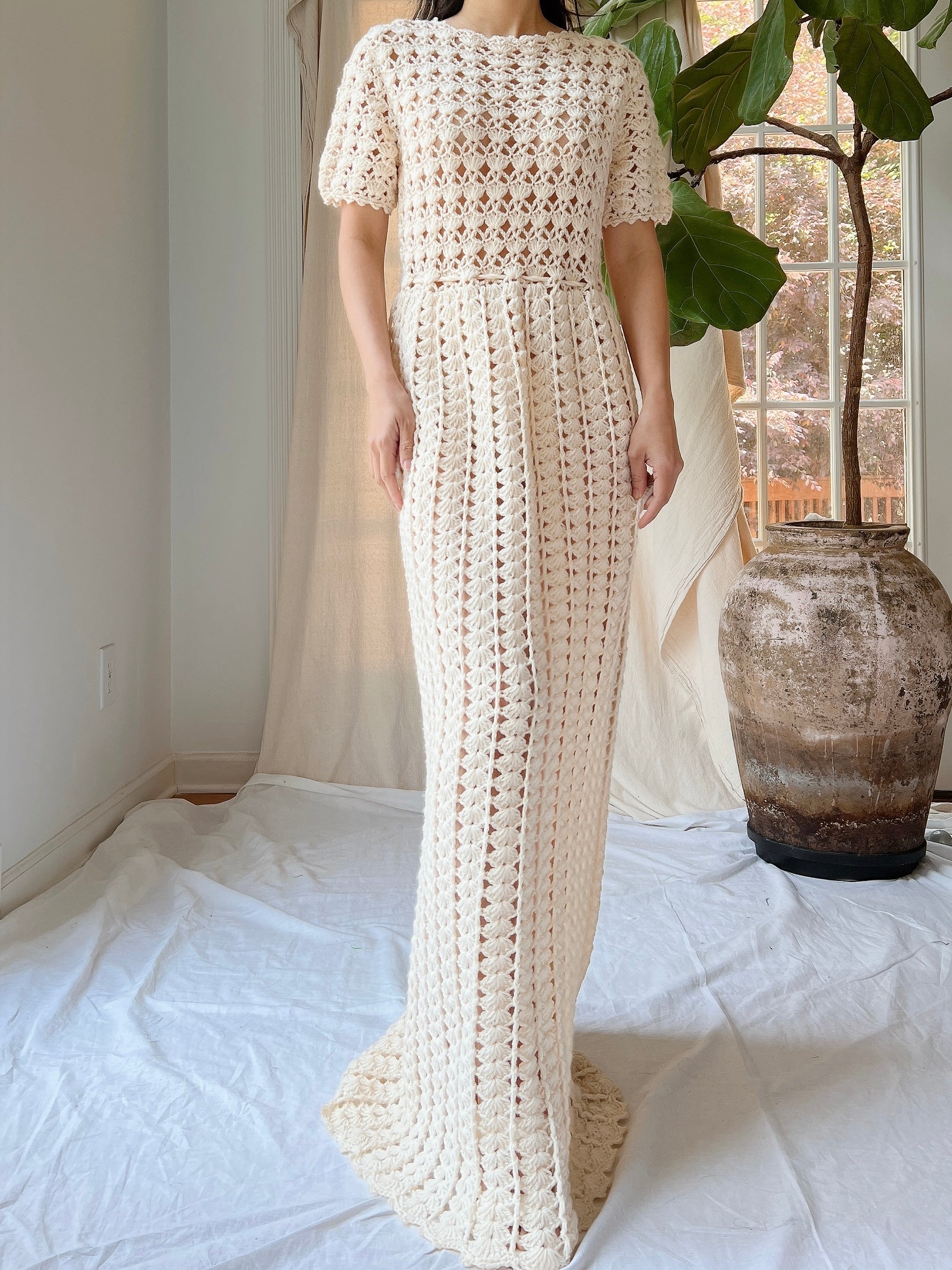 vintage crochet pencil dress Hand Crochet 1930s Dress w Dangle Trimmed Front #vintage #1930s