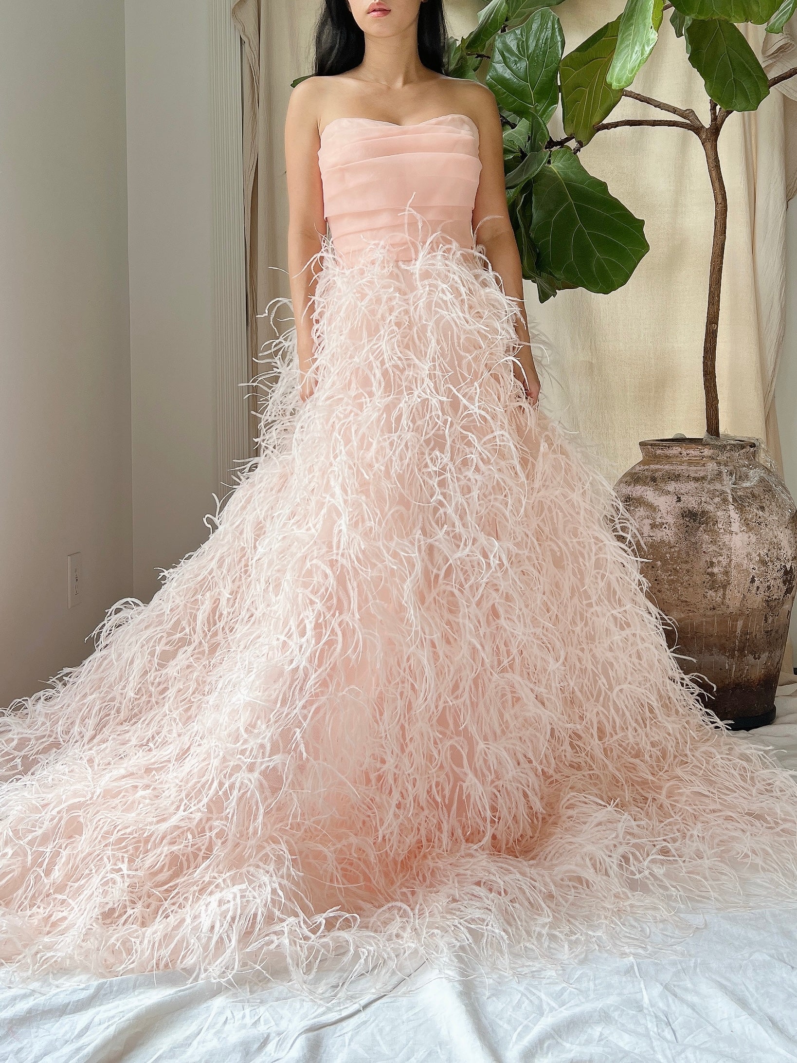 Monique Llhuilier Pink Silk Feather Gown - M/L 10