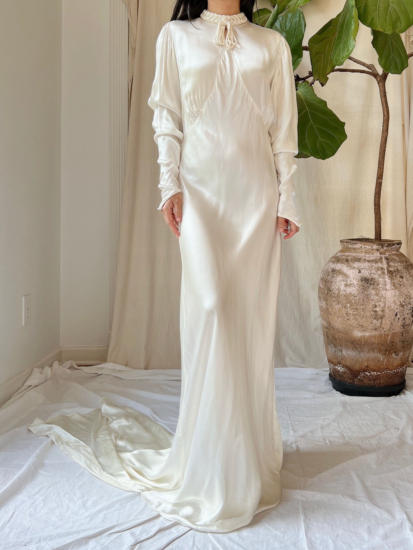 1930s Candlelight Satin Long Sleeve Gown - XS