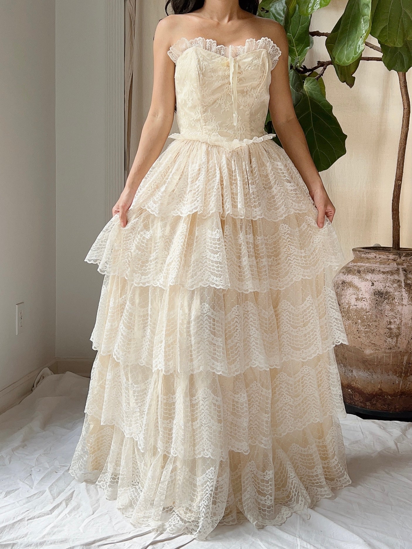 Vintage Tiered Strapless Dress - XS | G O S S A M E R Vintage Tiered Strapless Dress - XS | G O S S A M E R