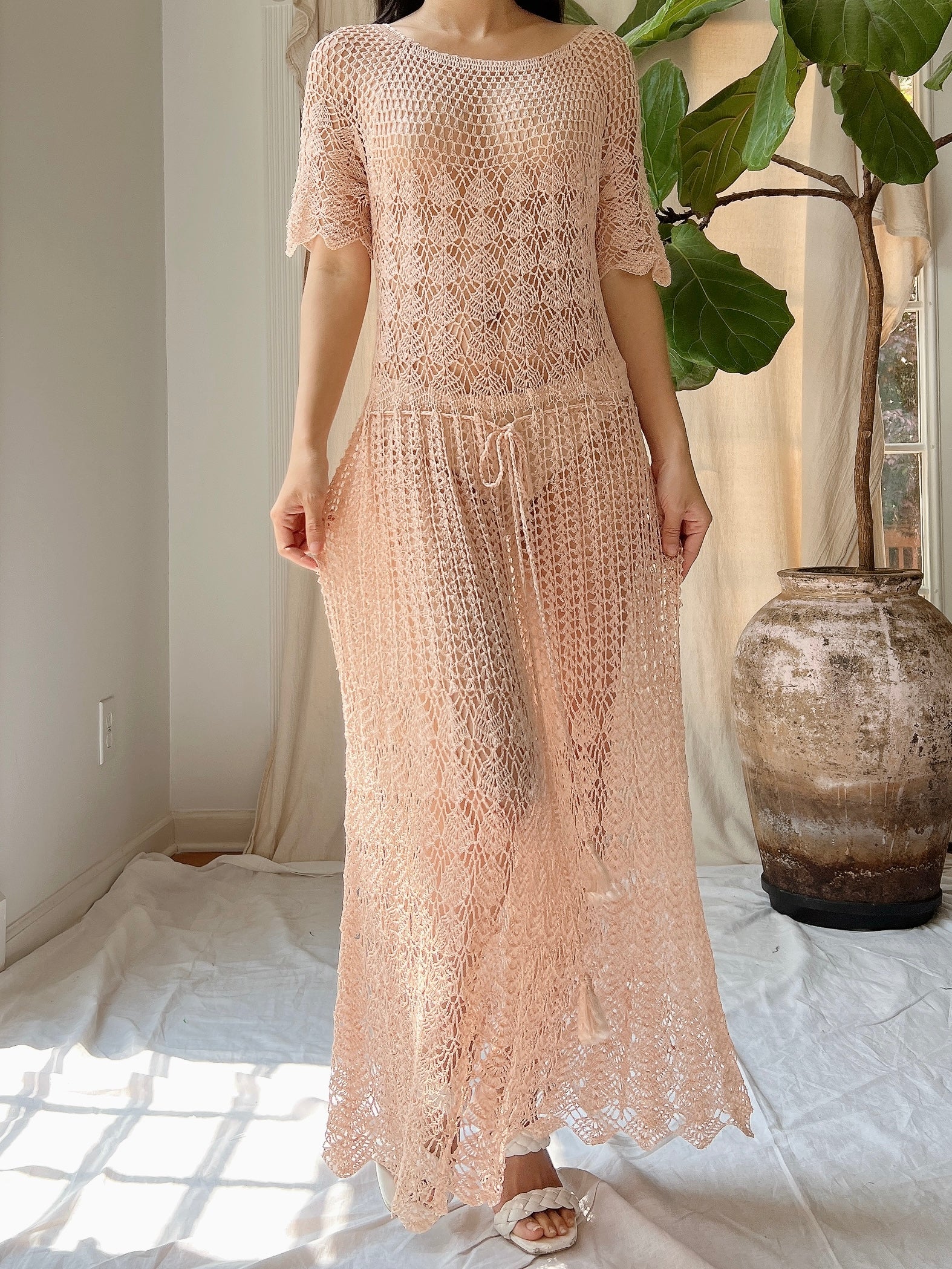 1970s Dusty Pink Crochet Dress - S-M | G O S S A M E R 1970s Dusty Pink Crochet Dress - S-M | G O S S A M E R