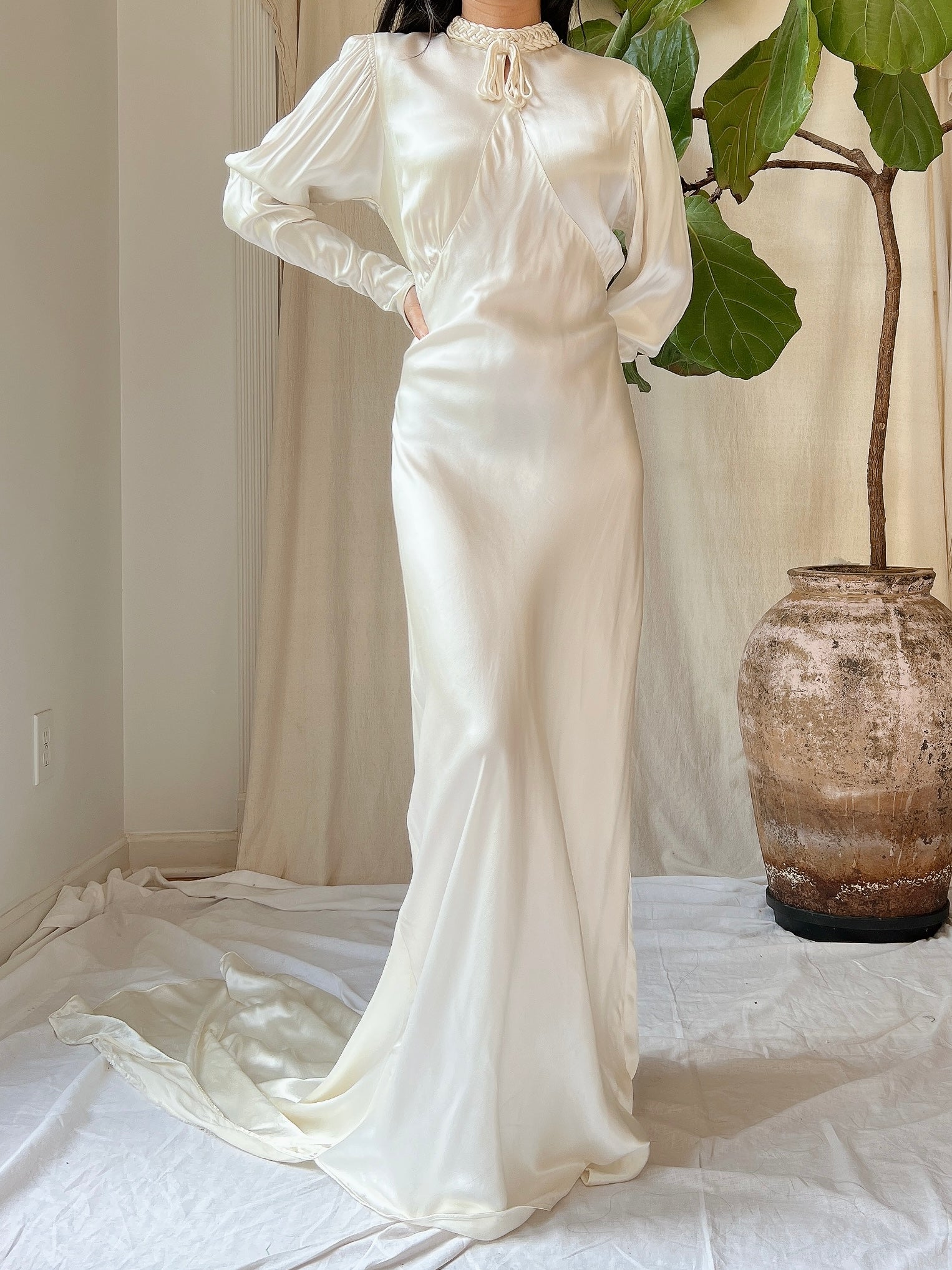 1930s Candlelight Satin Long Sleeve Gown - XS | G O S S A M E R 1930s Candlelight Satin Long Sleeve Gown - XS | G O S S A M E R
