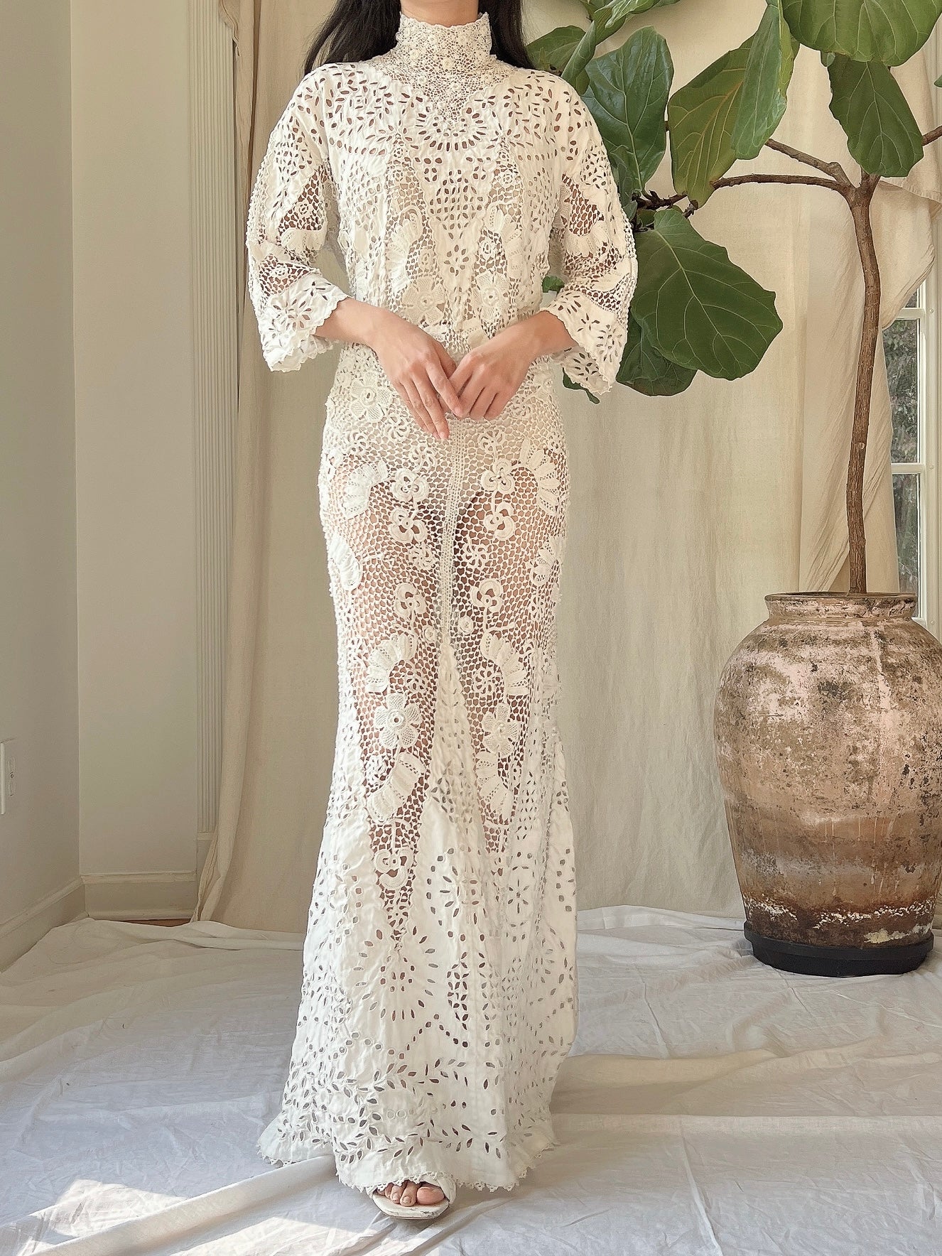 irish lace crochet dress 1920s Ecru Irish Crochet and Hand Embroidered Dress