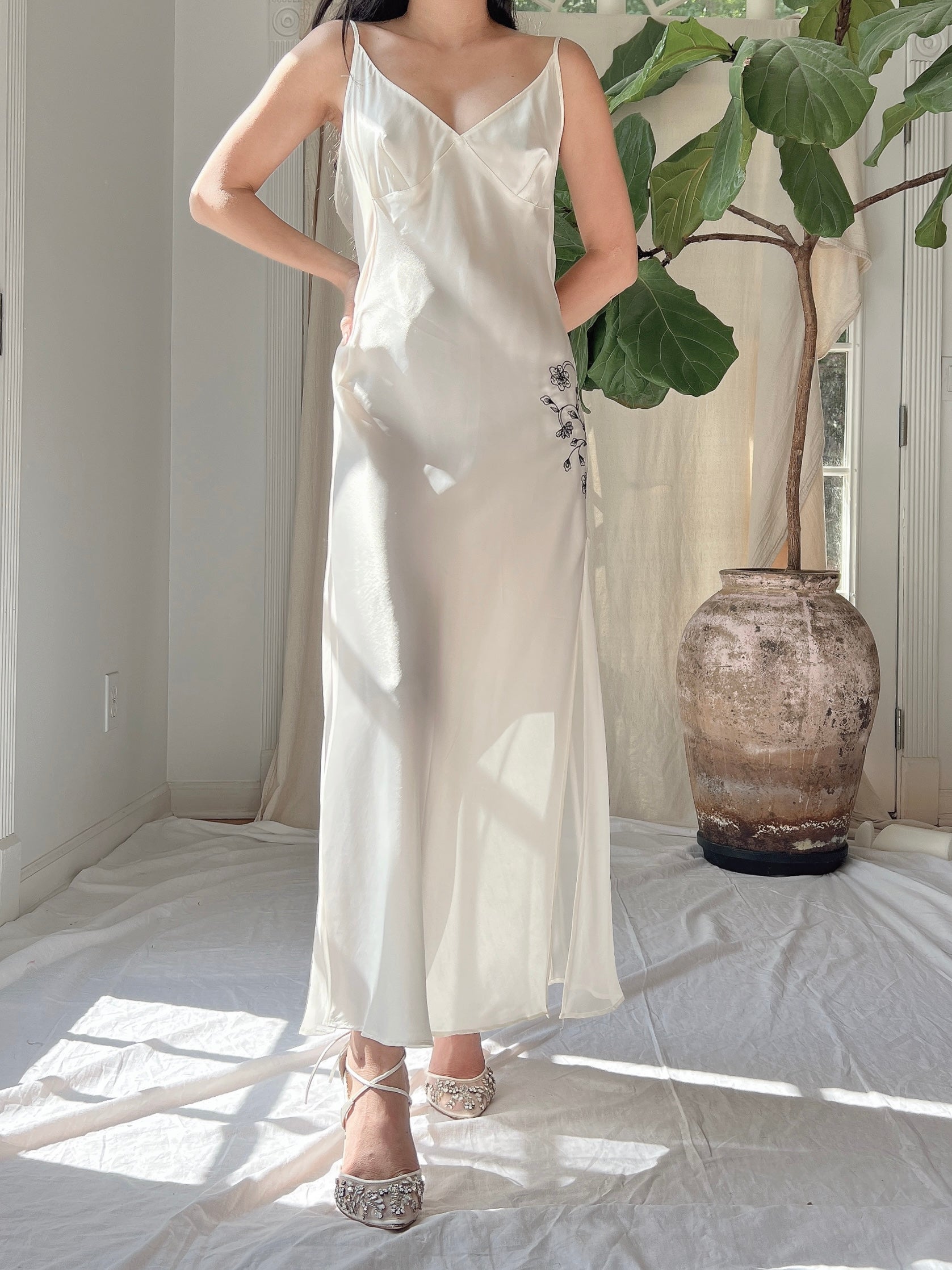 Vintage VS Satin Slip Dress with Embroidery- M Vintage VS Satin Slip Dress with Embroidery- M