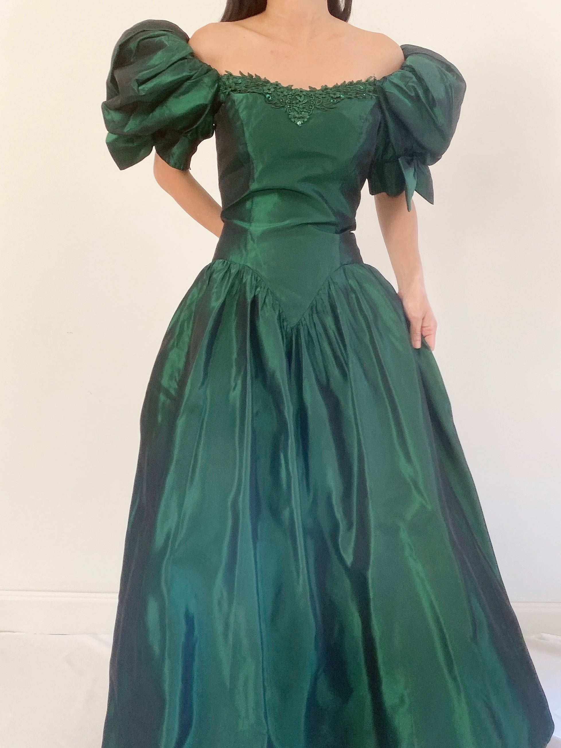Vintage Puff Sleeve Emerald Taffeta Gown - XS/S