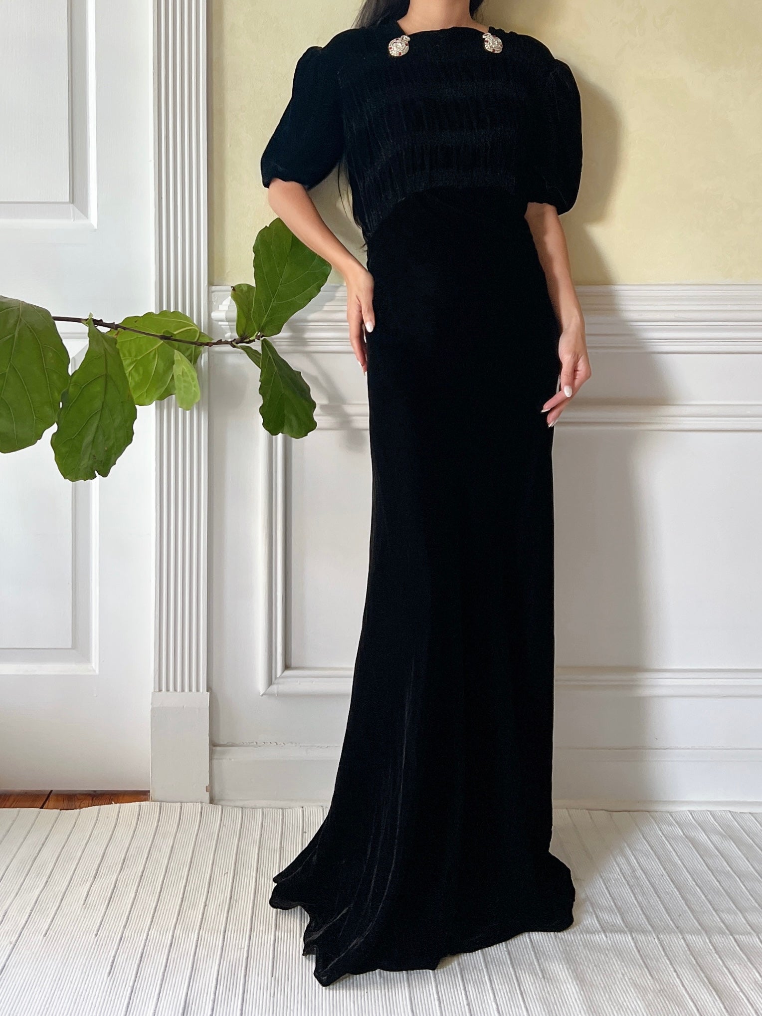 1930s Black Silk Velvet Gown - XS