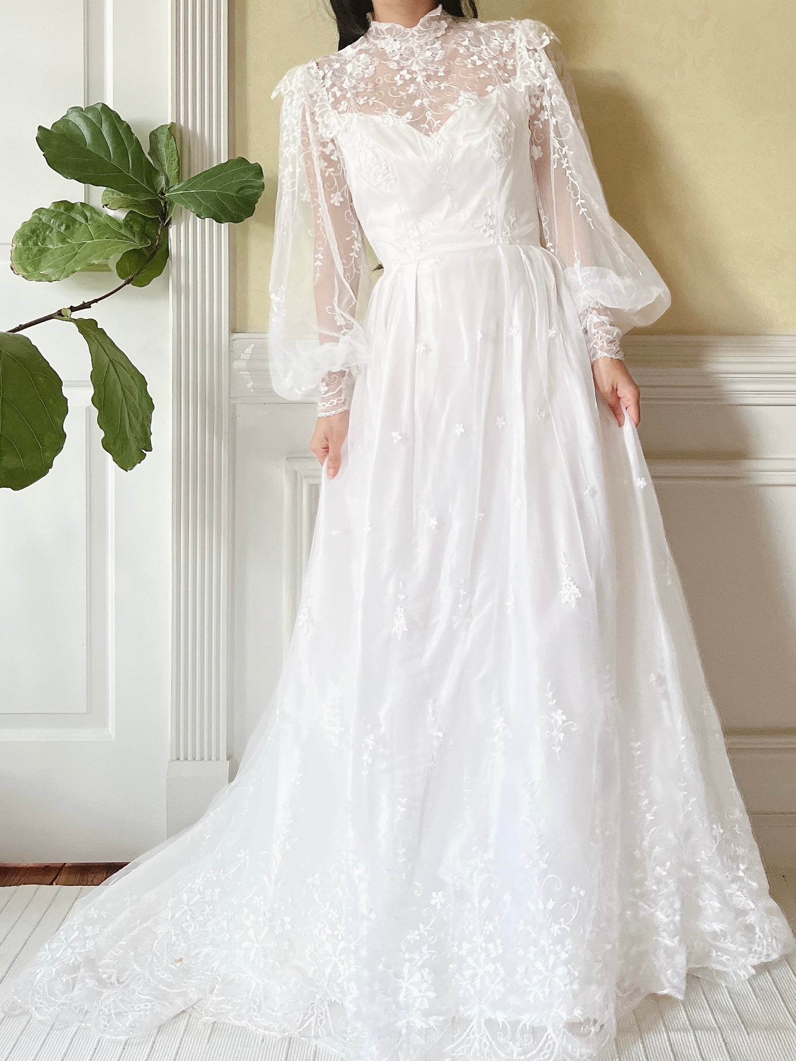 1970's long sleeve dress Chloe: 1970s Lace Long-Sleeve Wedding Dress