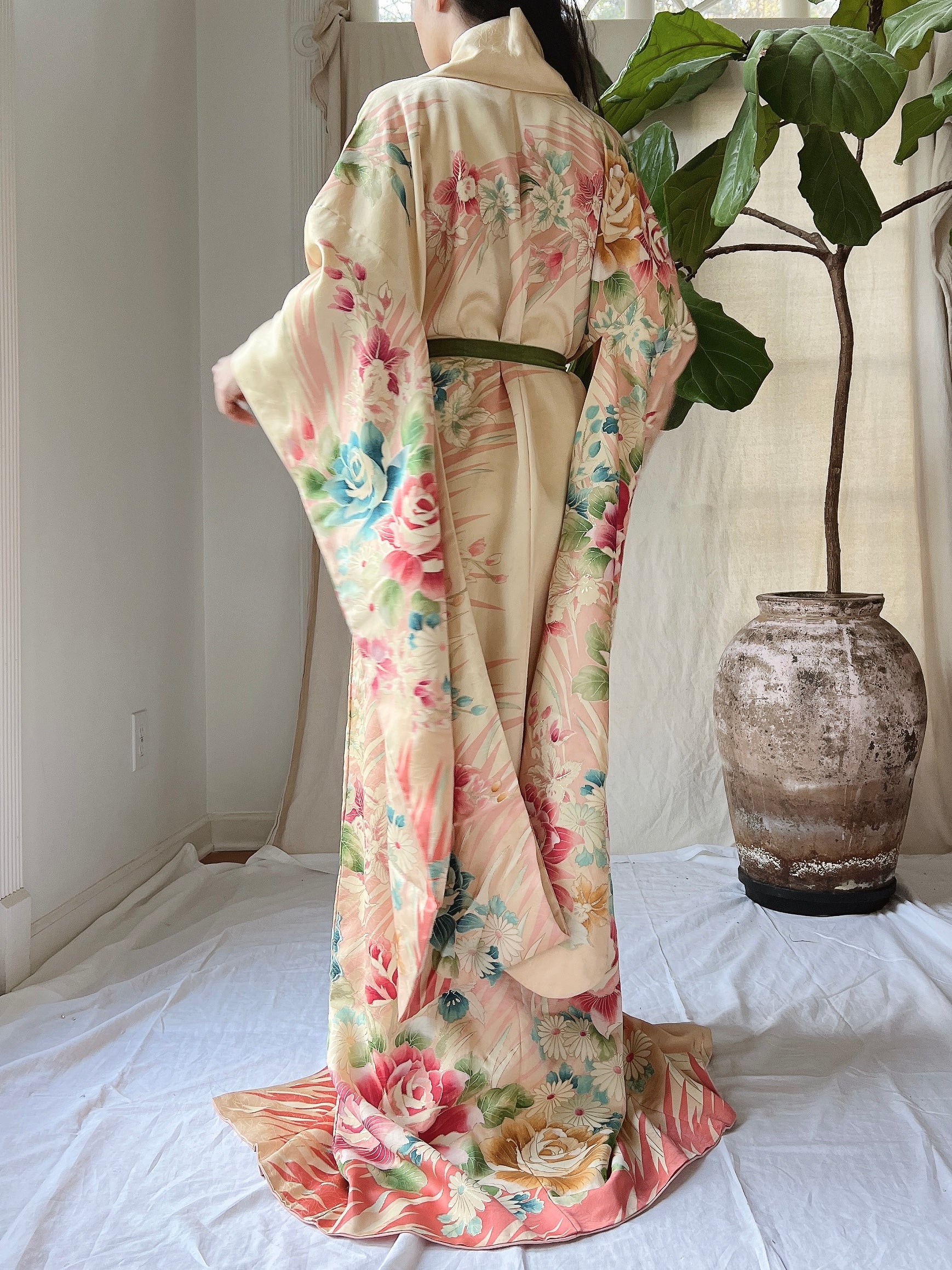 Vintage Silk Painted Rose Kimono - OSFM