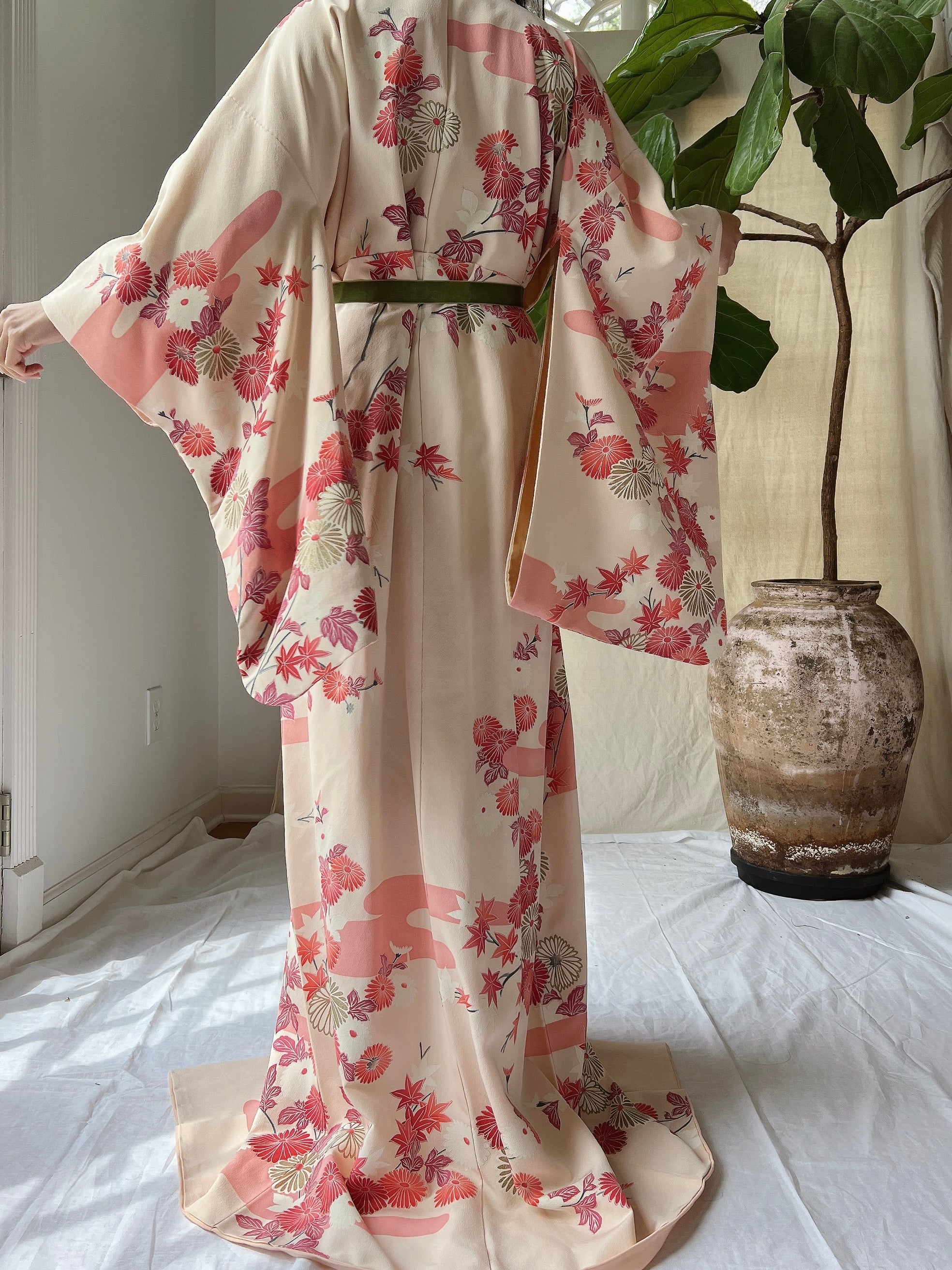 Vintage Silk Crepe Kimono - OSFM