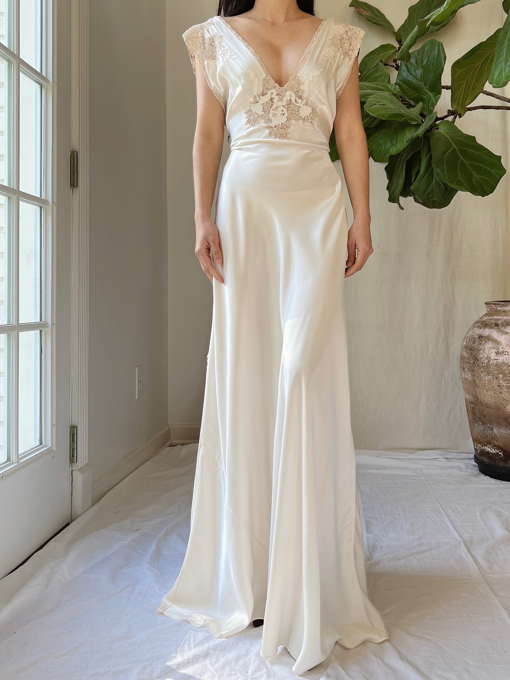 1930s satin dress 1930's Cream Silk Dress Eveliina Vintage