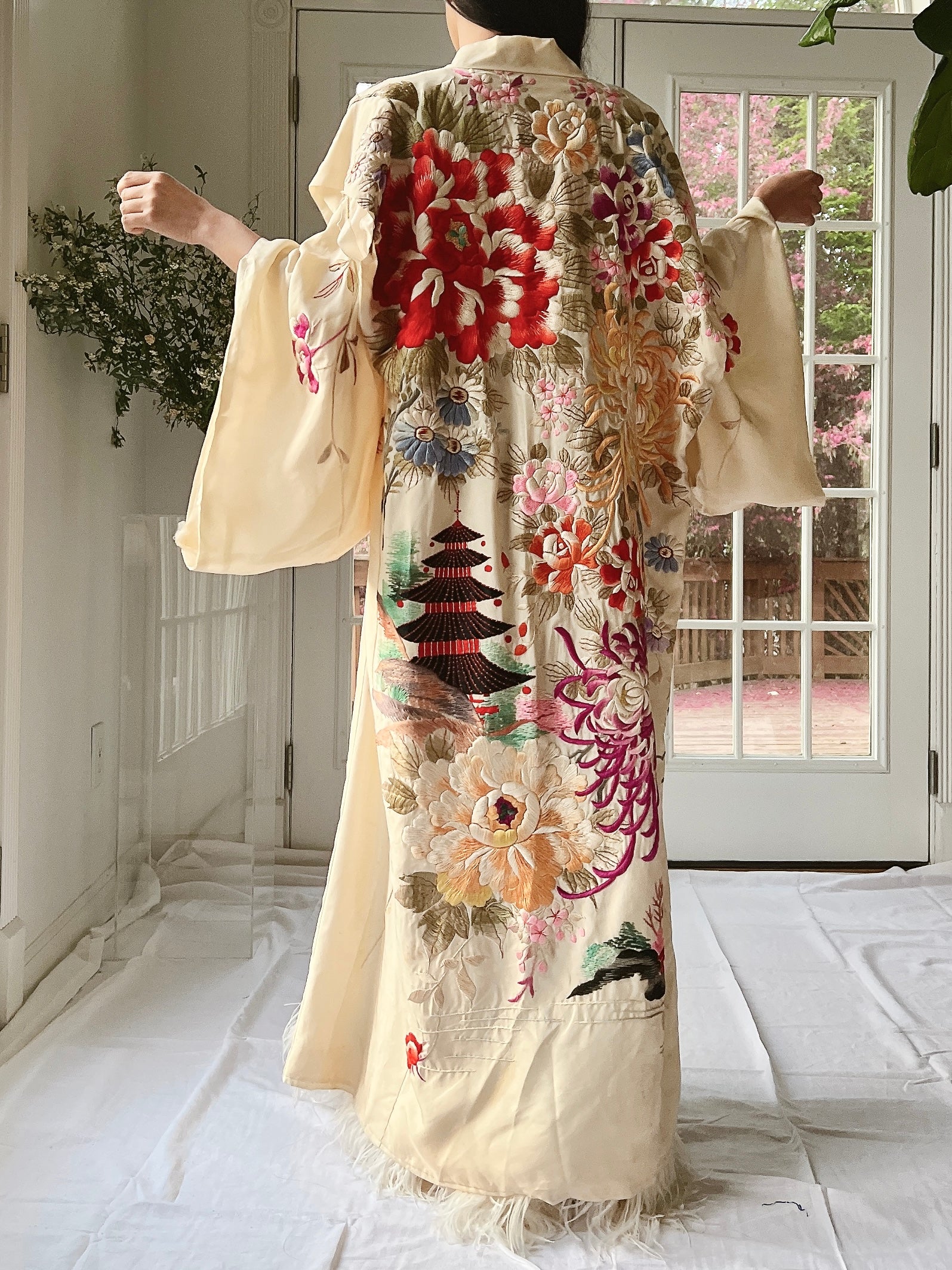 RARE Antique Couched Silk Floral Embroidered Kimono - OSFM | G O S S A M E R RARE Antique Couched Silk Floral Embroidered Kimono - OSFM | G O S S A M E R