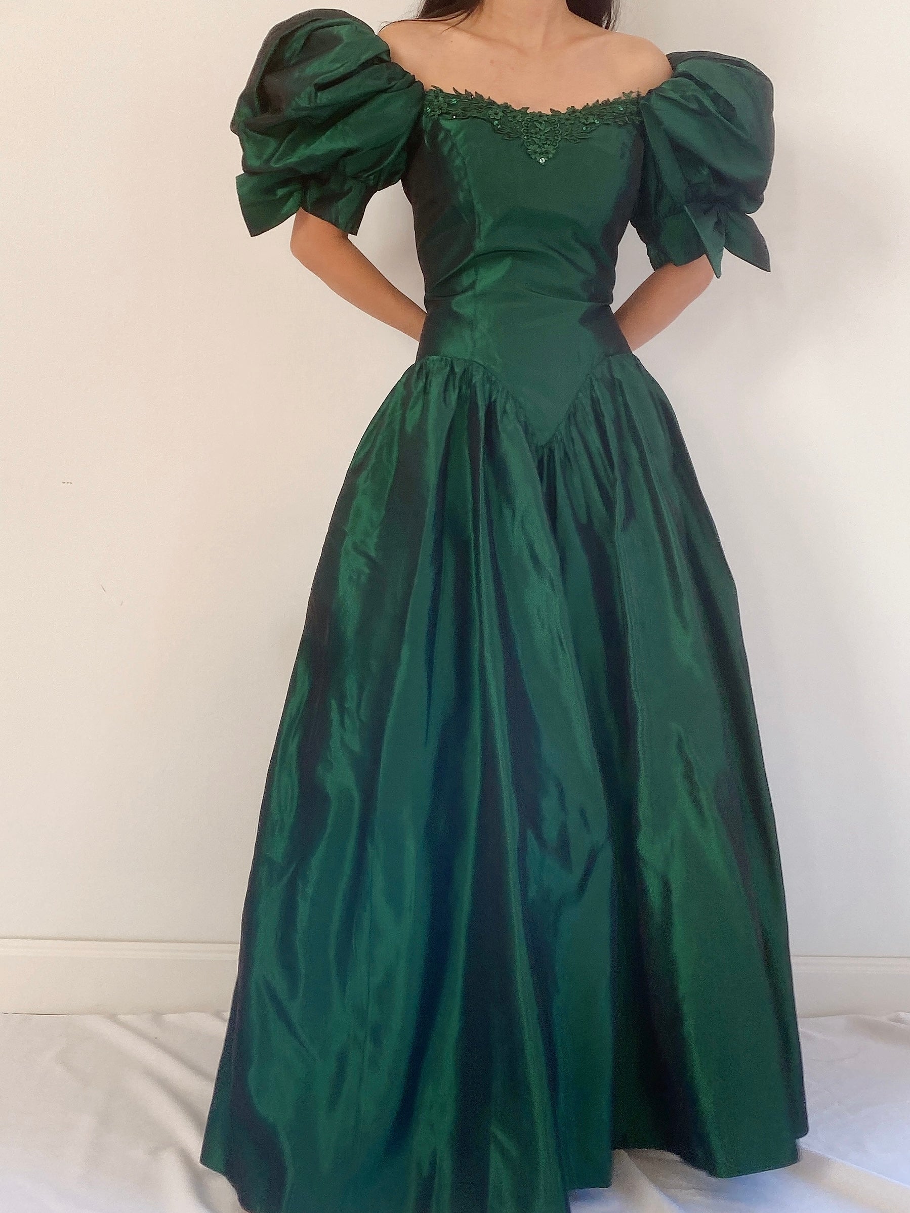 Vintage Puff Sleeve Emerald Taffeta Gown XS/S - Main Image