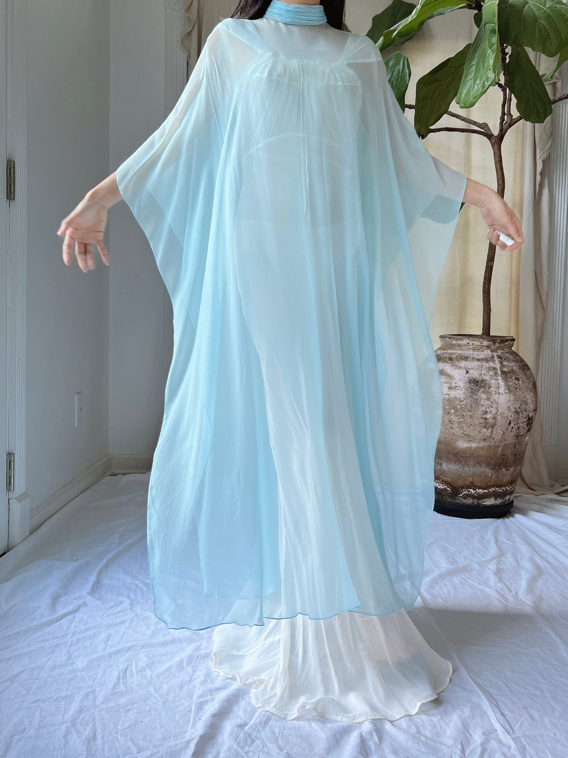 Vintage Silk Chiffon Kaftan - OSFM | G O S S A M E R Vintage Silk Chiffon Kaftan - OSFM | G O S S A M E R