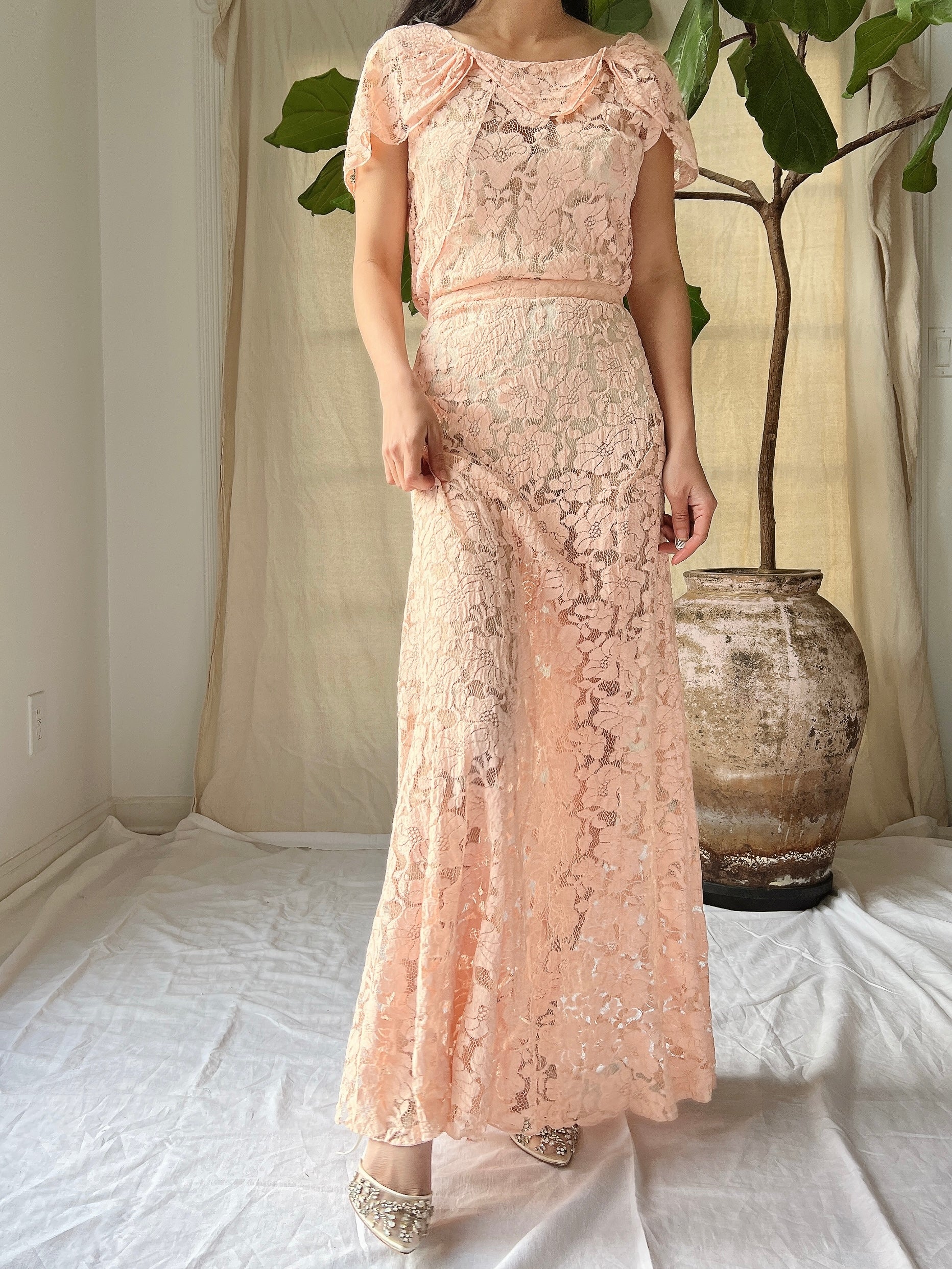 Peach Pink Straps Lace Tulle Tiered Wedding Dress