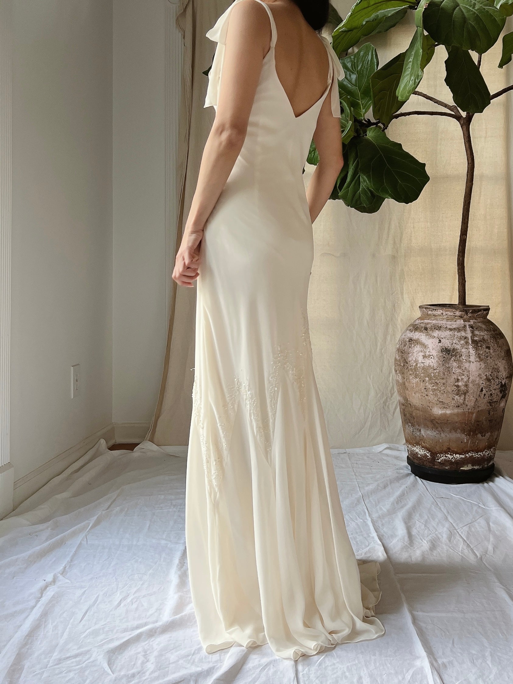 Vintage Chiffon Bias Cut Dress - S/M (4-6) Vintage Chiffon Bias Cut Dress - S/M (4-6)