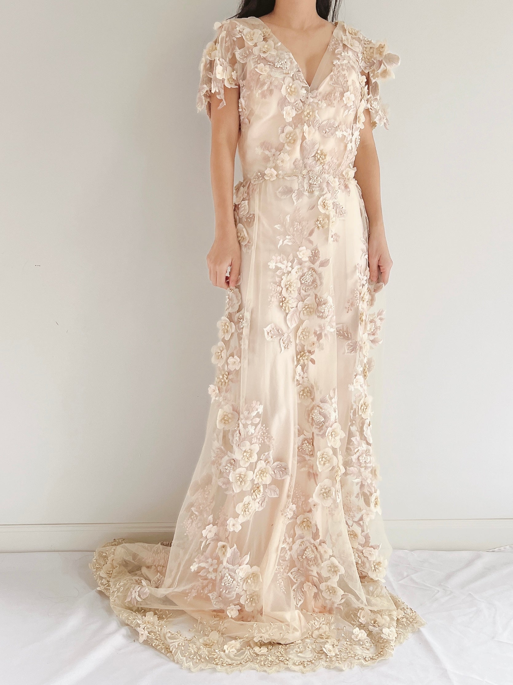 GOSSAMER Embroidered Cap Sleeves Gown - S/M