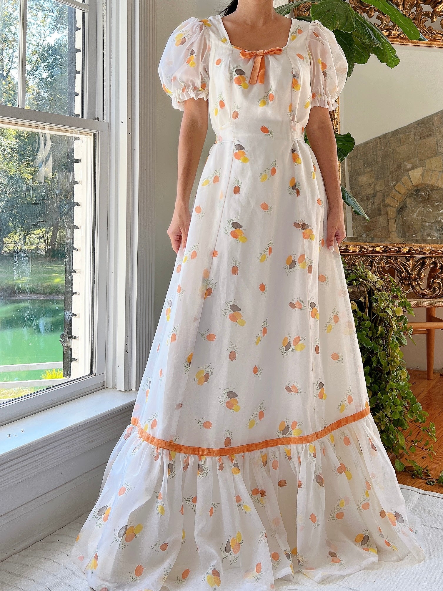 sm white dress Vintage Puff Sleeve Dress - S-M