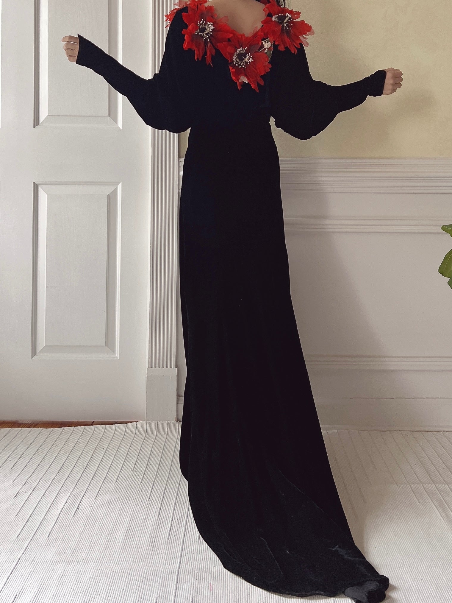 1930s Silk Velvet Gown - S/M