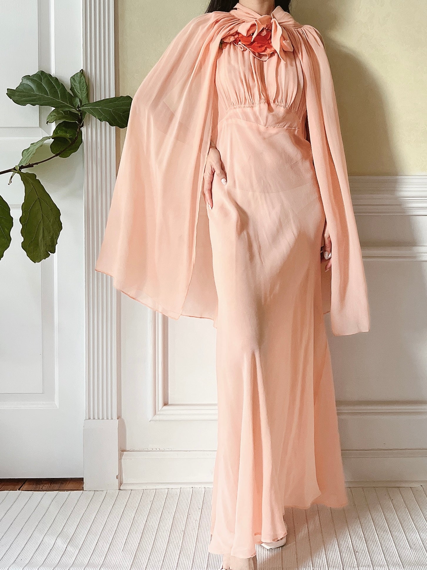 1930s Peach Pink Silk Chiffon Dress and Cape - S/M 1930s Peach Pink Silk Chiffon Dress and Cape - S/M