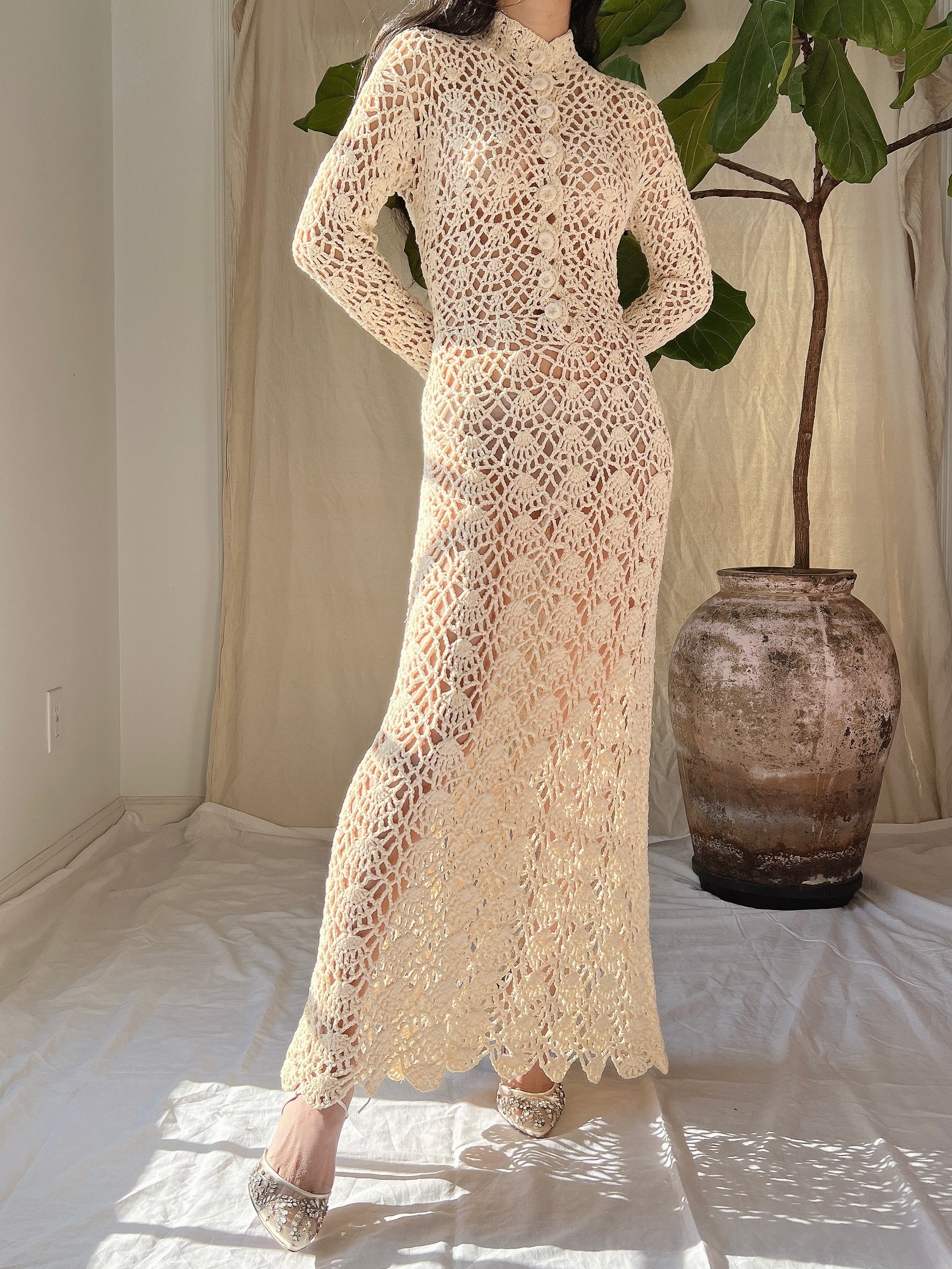 1970s Long Sleeves Crochet Dress - S-M | G O S S A M E R 1970s Long Sleeves Crochet Dress - S-M | G O S S A M E R