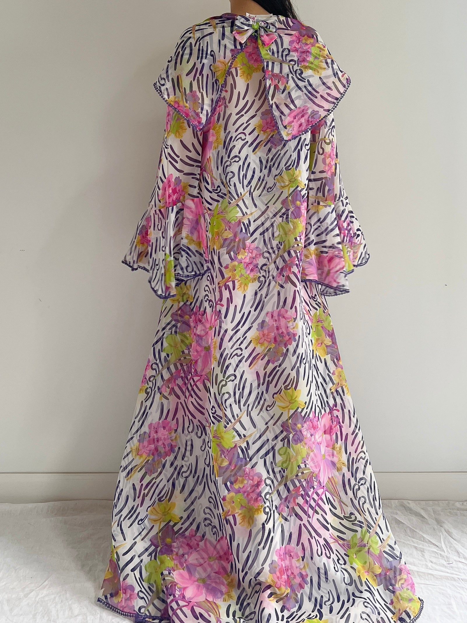 Vintage 2-Piece Chiffon Floral Robe/Slip Set - M