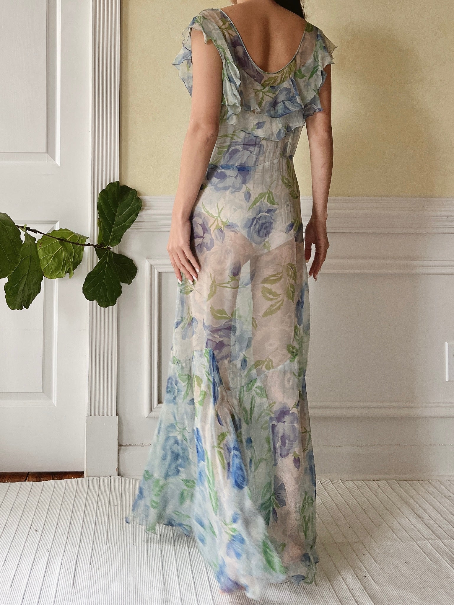 1930s Blue Floral Silk Dress - M | G O S S A M E R 1930s Blue Floral Silk Dress - M | G O S S A M E R