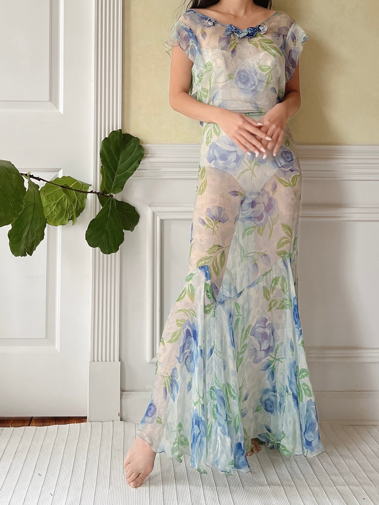 flowery silk dress 1930s Blue Floral Silk Dress