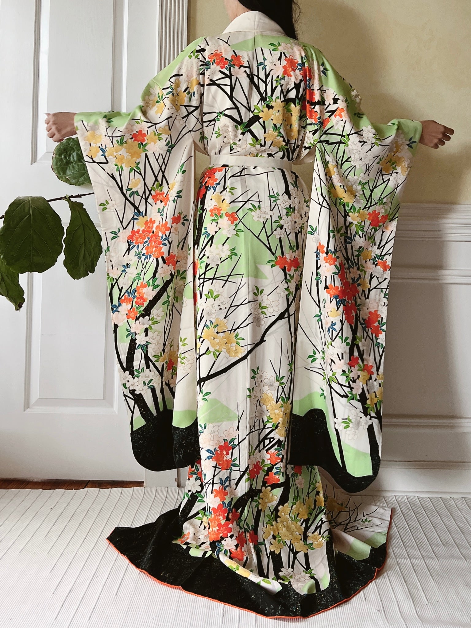 Vintage Silk Ivory Floral Print Kimono - One Size