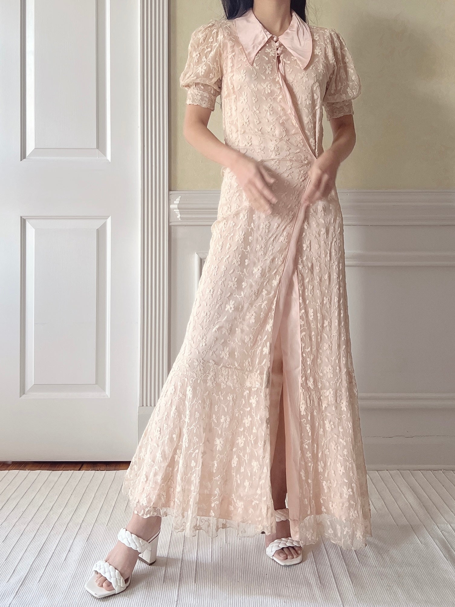 1930s Peach Needle Lace Dressing Gown  - XS/S