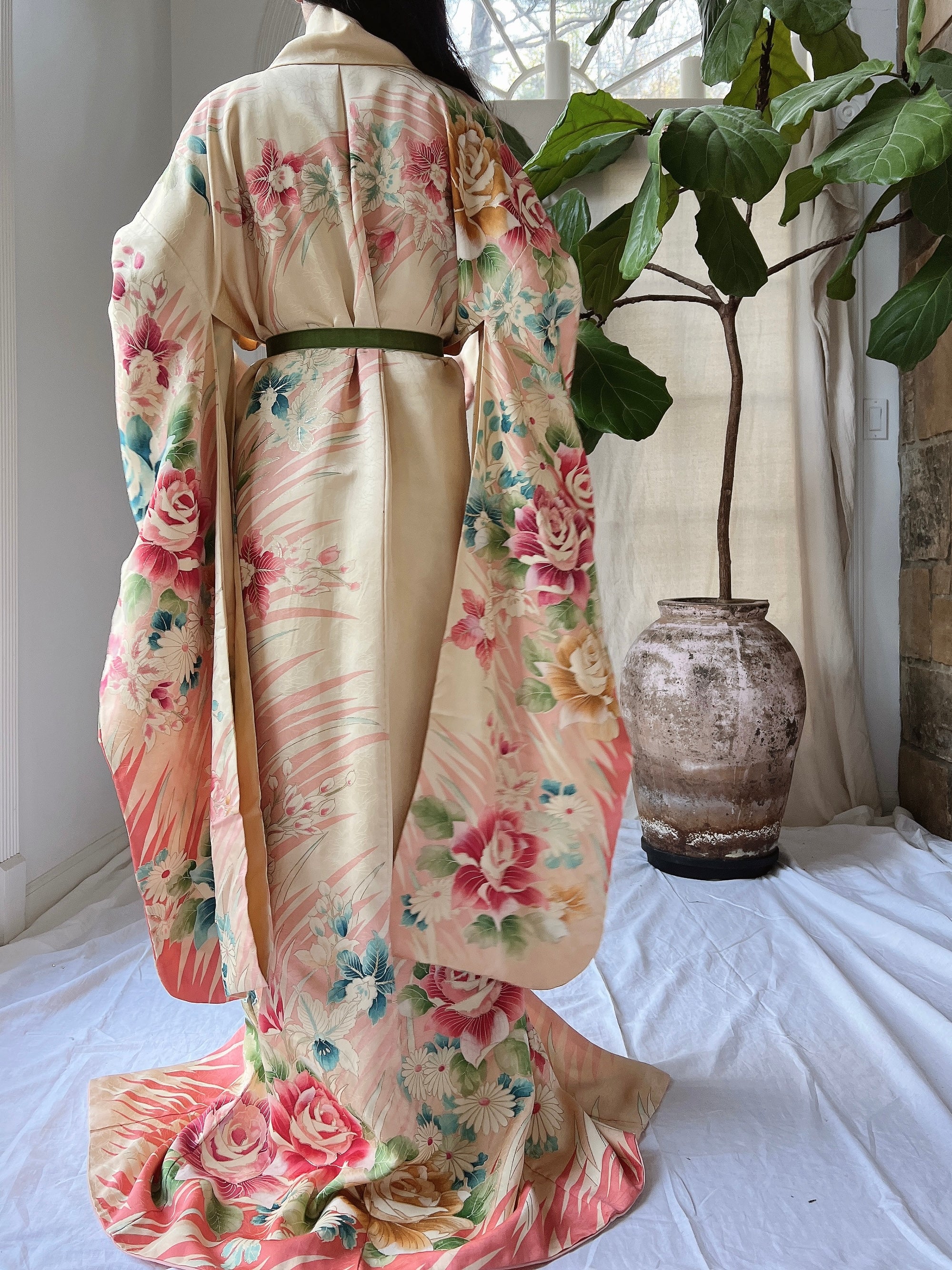 Vintage Silk Painted Rose Kimono - OSFM