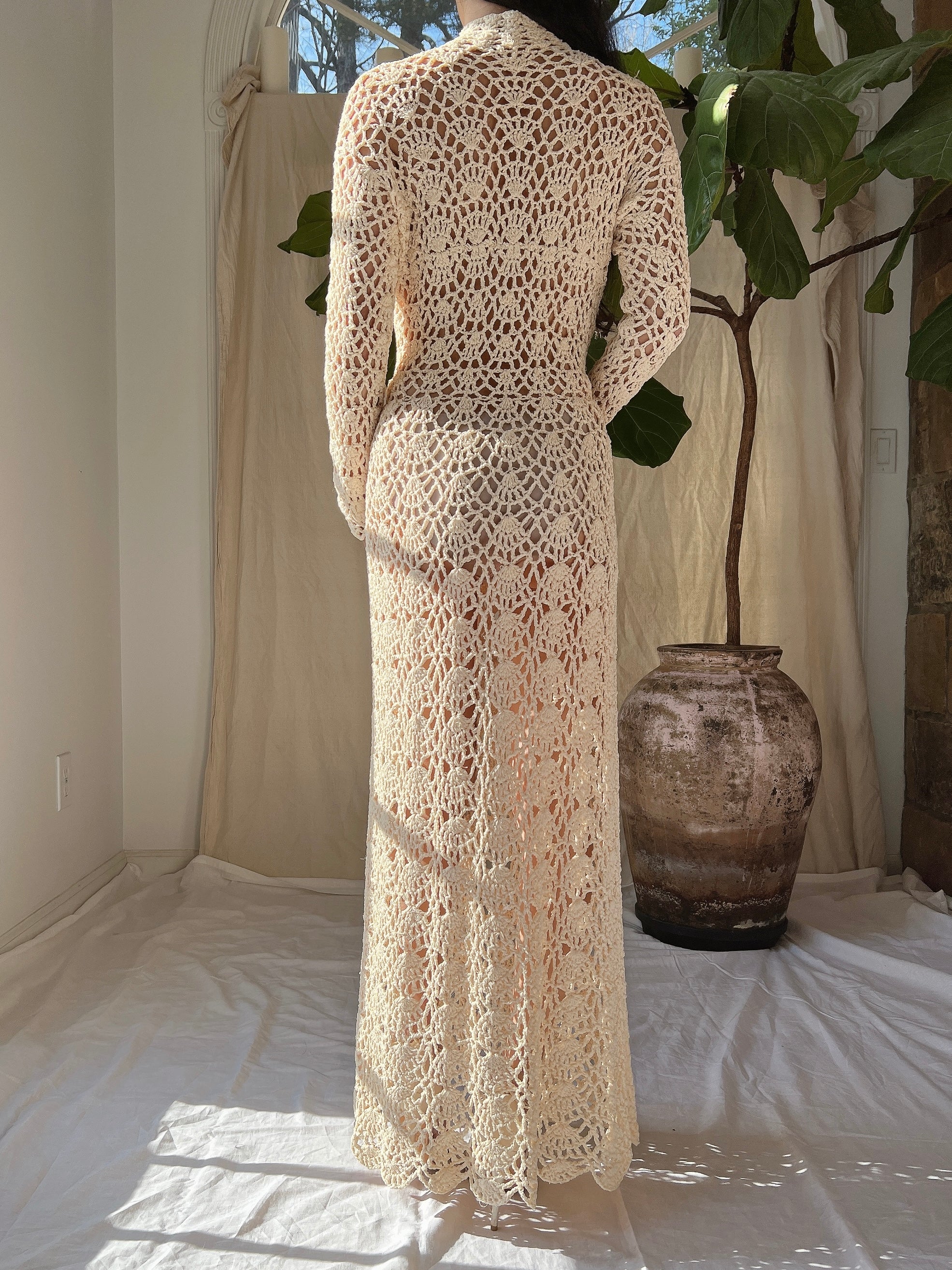 1970s Long Sleeves Crochet Dress - S-M | G O S S A M E R 1970s Long Sleeves Crochet Dress - S-M | G O S S A M E R