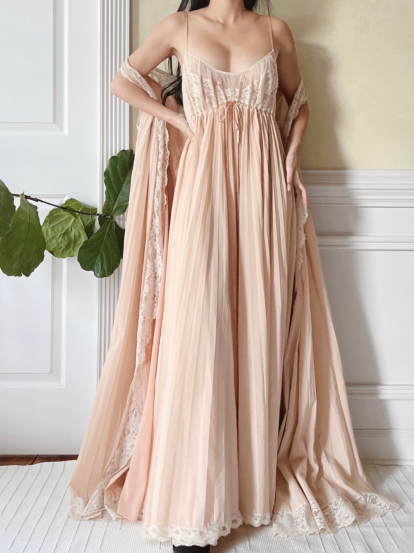 1950s Pink Beige Lucie Ann Dressing Gown and Slip - One Size | G O S S A M E R 1950s Pink Beige Lucie Ann Dressing Gown and Slip - One Size | G O S S A M E R