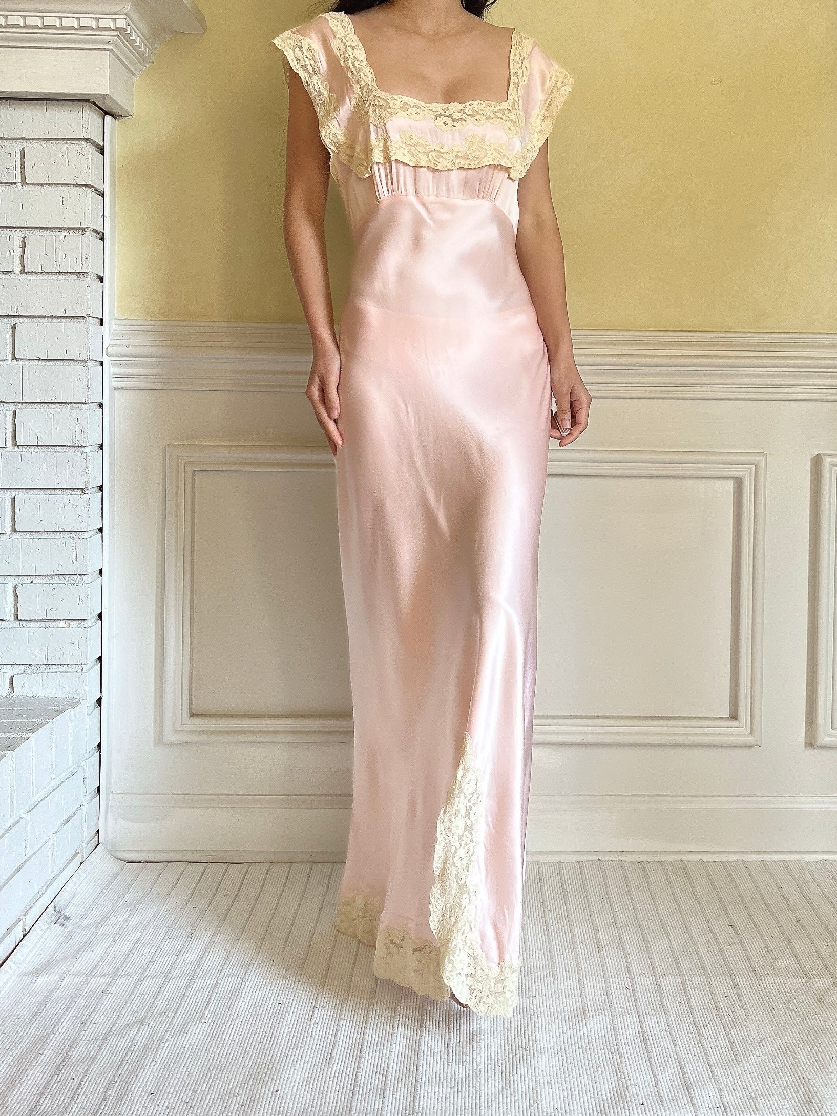 1930s silk slip dress Exquisite! 1930s Silk Satin Bias Cut Slip Dress Honeywood
