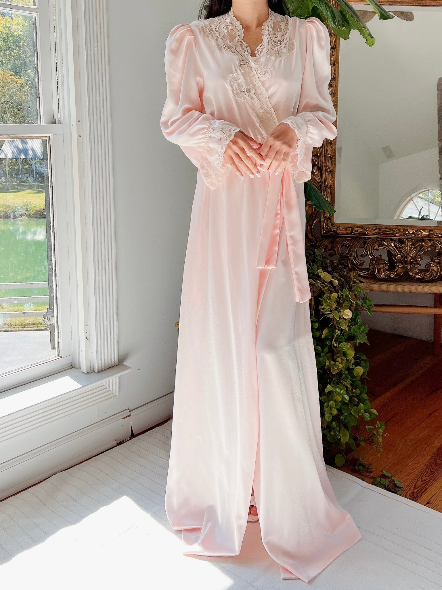 Vintage Pink Satin Dressing Gown - M/L | G O S S A M E R Vintage Pink Satin Dressing Gown - M/L | G O S S A M E R