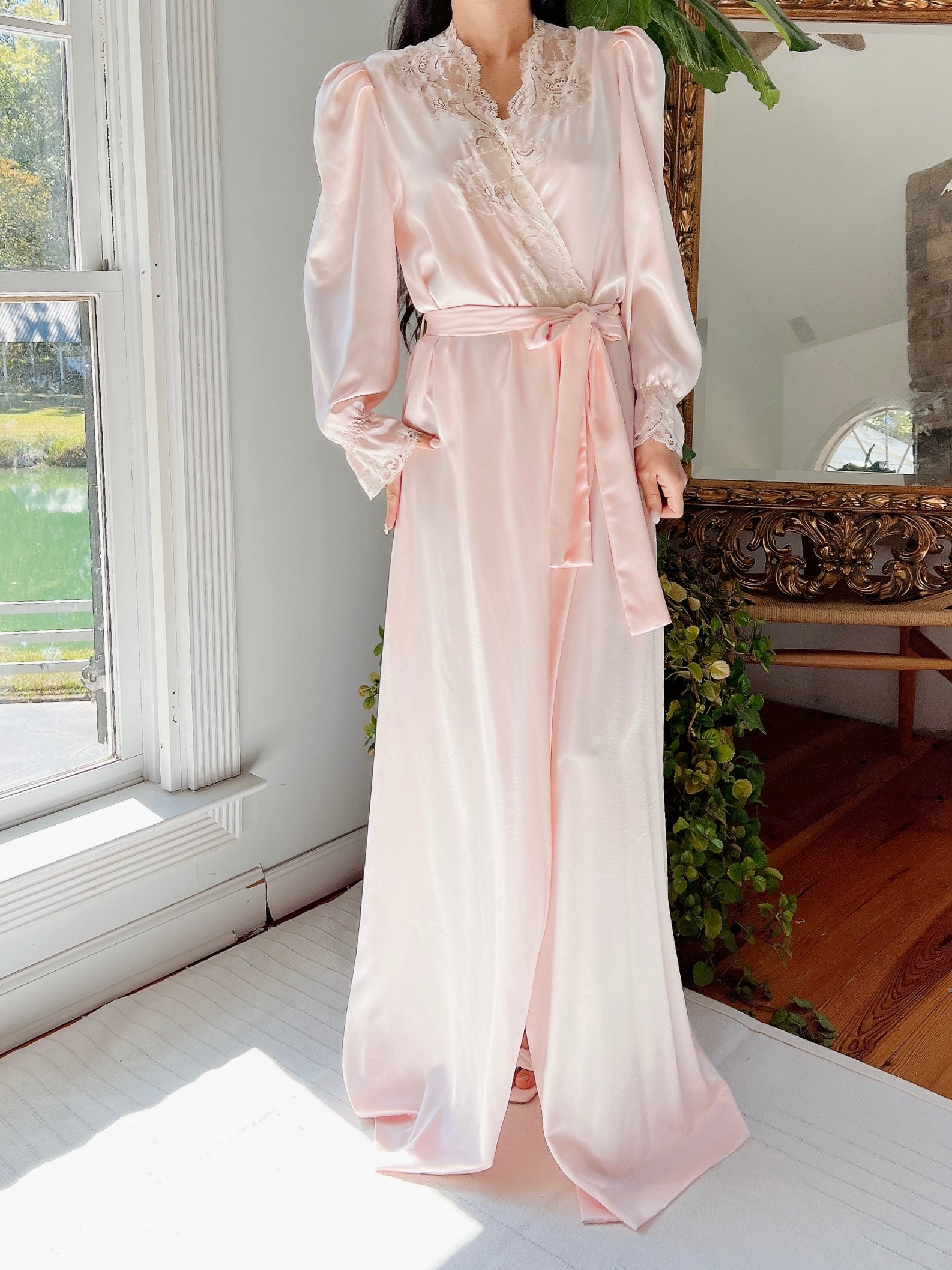 Vintage Pink Satin Dressing Gown - M/L