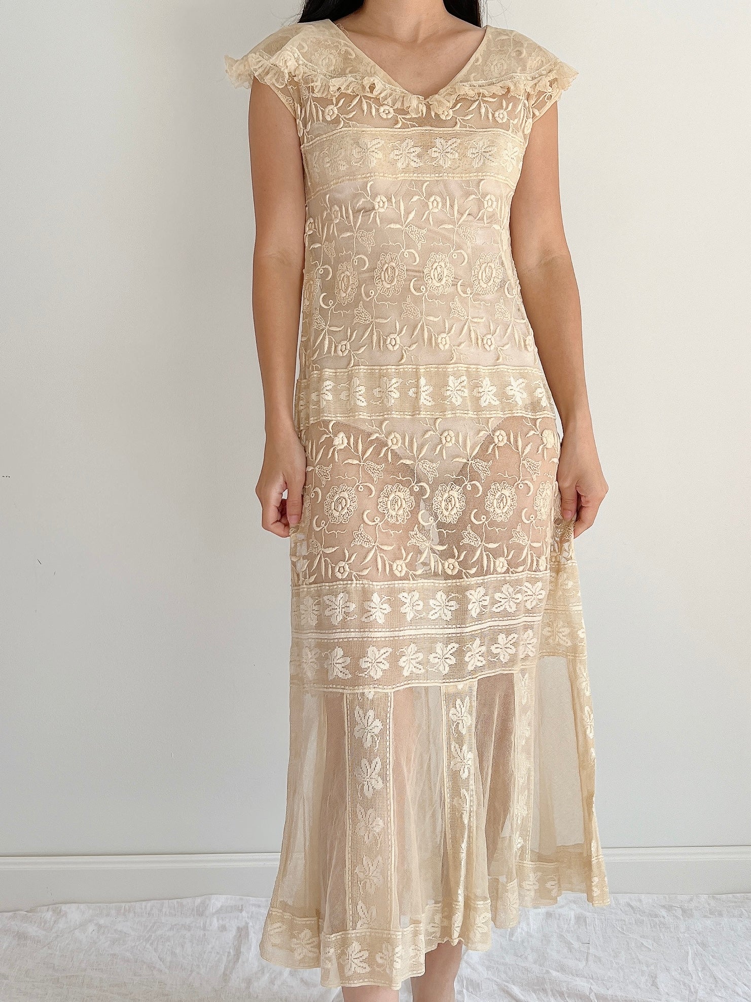 1920s Ecru Lace Dress - S 1920s Ecru Lace Dress - S
