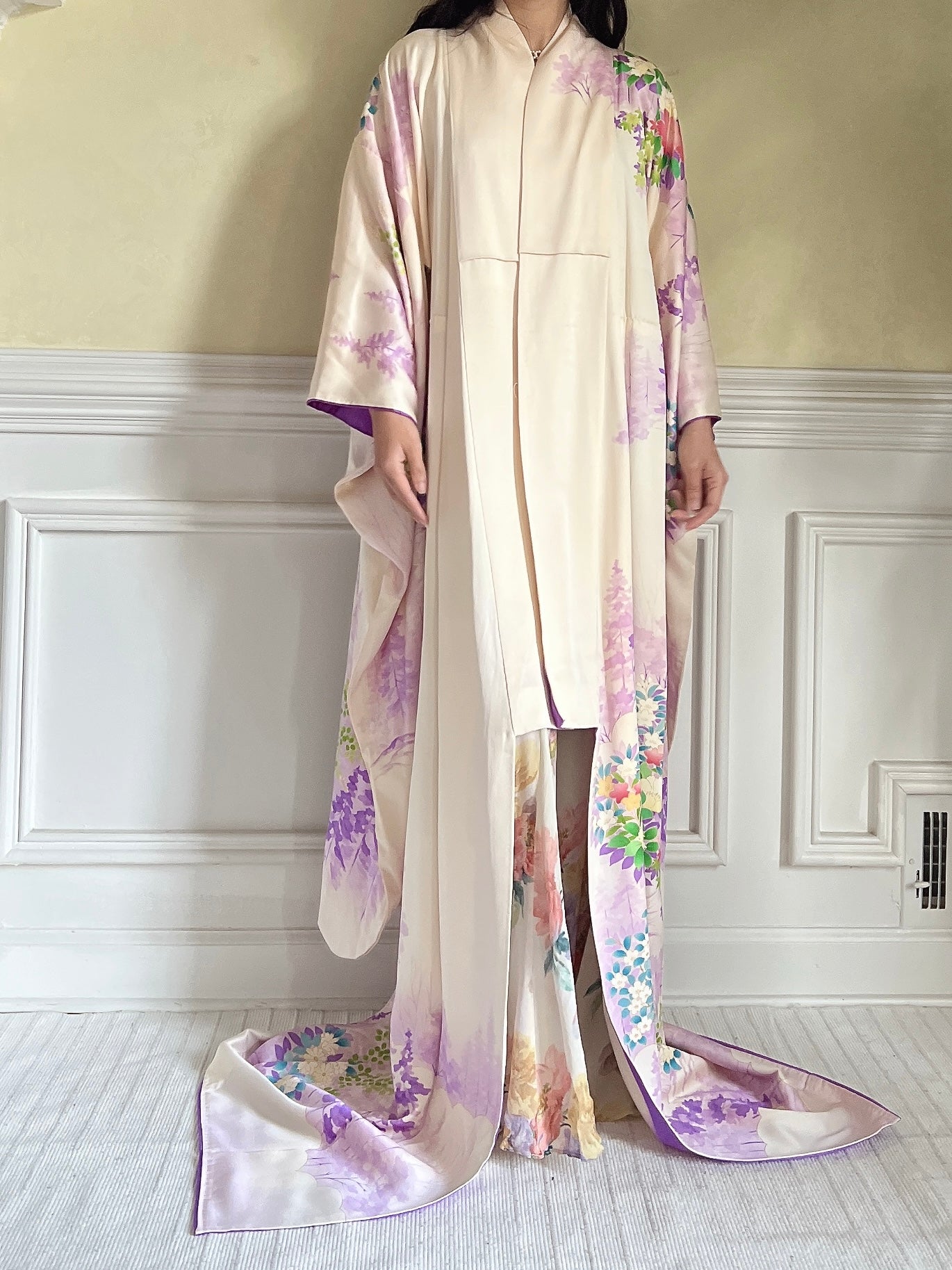 Vintage Lavender Trees and Floral Silk Kimono - OSFM