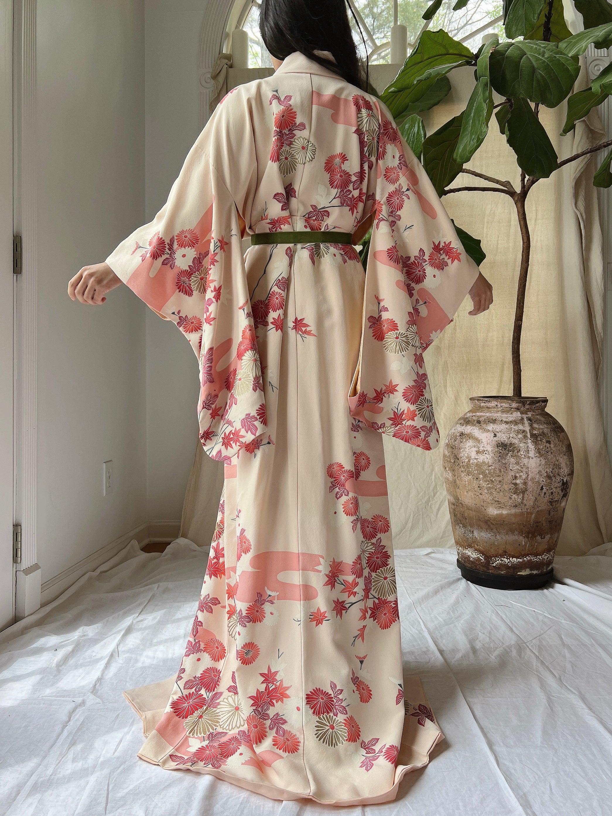 Vintage Silk Crepe Kimono - OSFM